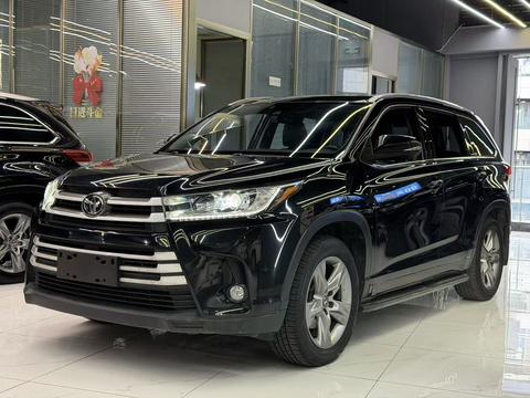 Toyota Highlander 2021