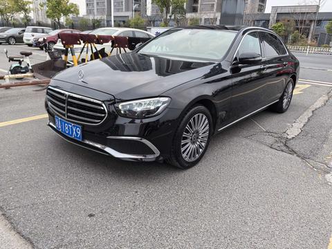 Mercedes-Benz E-Class 2022