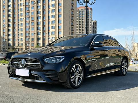 Mercedes-Benz E-Class 2022