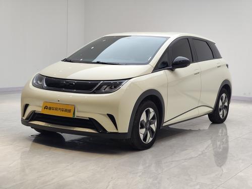 BYD Dolphin 2025