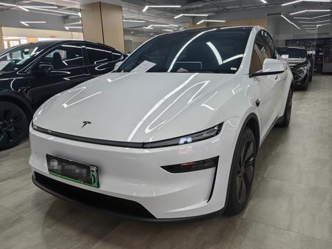 Tesla Model Y 2025
