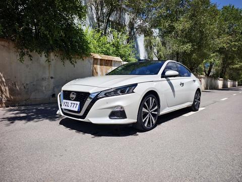Nissan Teana 2021