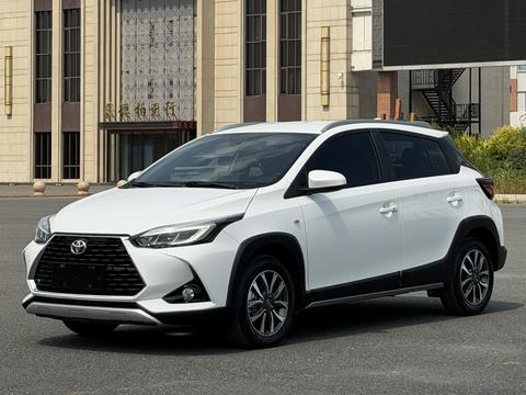 Toyota Yaris L 2022