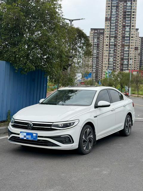 Volkswagen Bora 2023