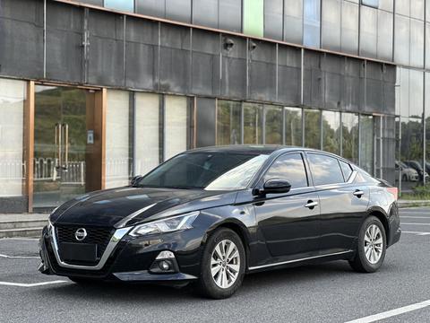 Nissan Teana 2021