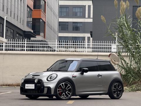 MINI Cooper 2023