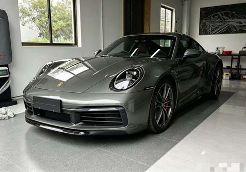 Porsche 911 2023