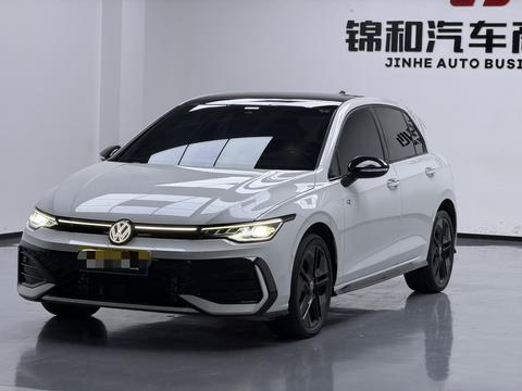 Volkswagen Golf 2025