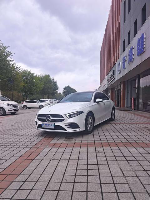 Mercedes-Benz A-Class 2022