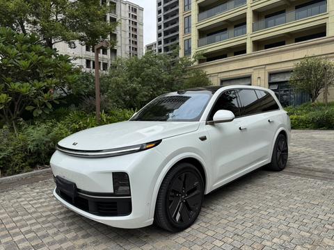 Li Auto L9 2025