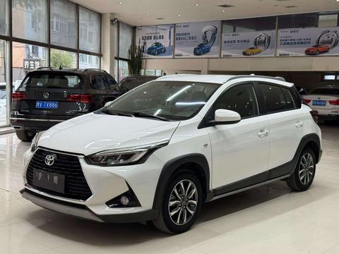 Toyota Yaris L 2022