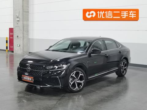 Volkswagen Passat 2024