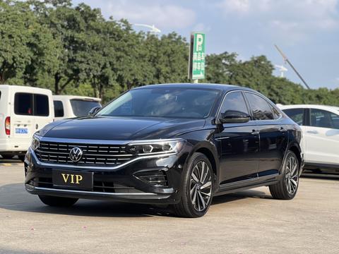 Volkswagen Passat 2022