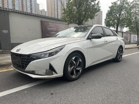 Hyundai Elantra 2021