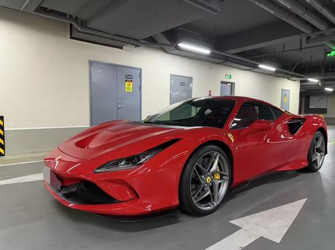 Ferrari F8 Tributo 2019