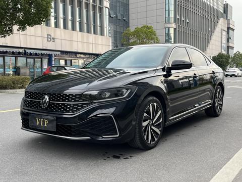 Volkswagen Passat 2023