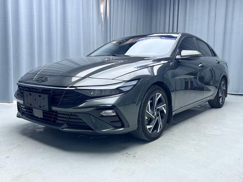 Hyundai Elantra 2023