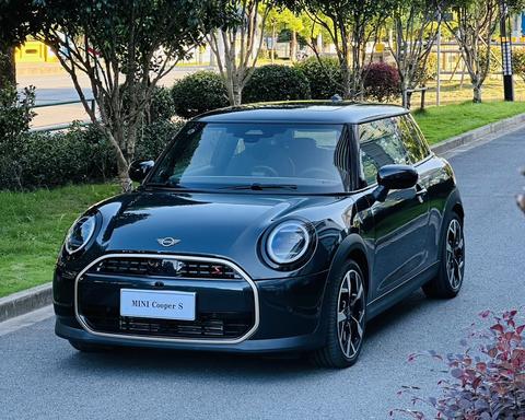 MINI Cooper 2025