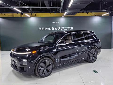 Li Auto L8 2025