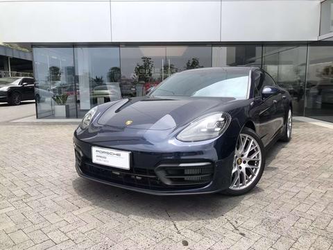 Porsche Panamera 2023