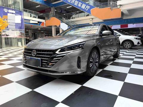 Nissan Teana 2022