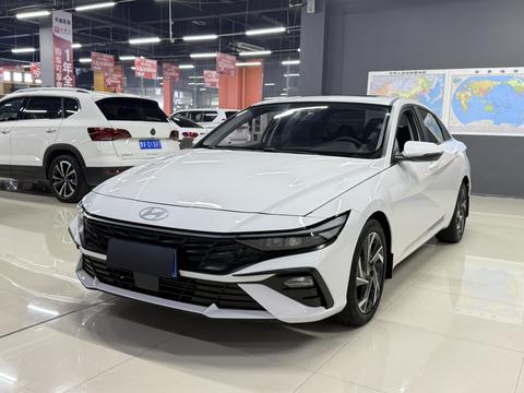 Hyundai Elantra 2023