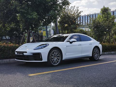 Porsche Panamera 2024