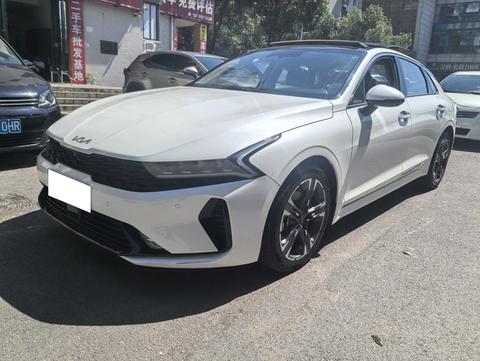 Kia K5 2025