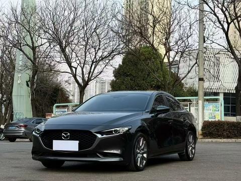 Mazda 3 Axela 2023