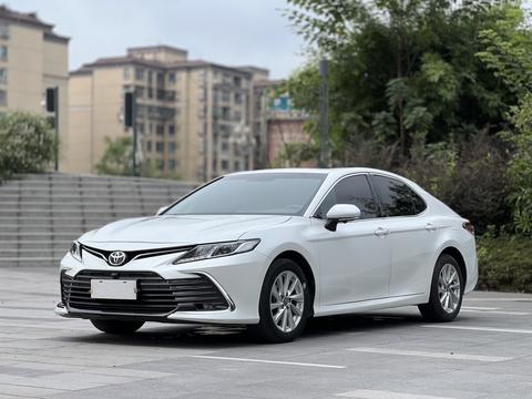 Toyota Camry 2022