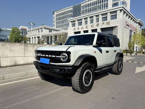 Ford Bronco 2024