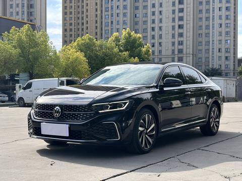 Volkswagen Passat 2022