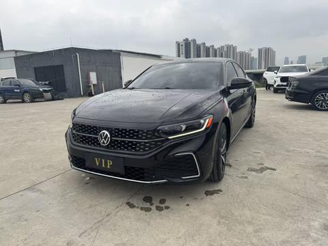Volkswagen Passat 2022