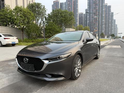 Mazda 3 Axela 2021