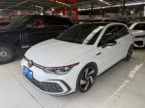 Volkswagen Golf GTI 2021