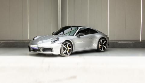 Porsche 911 2023
