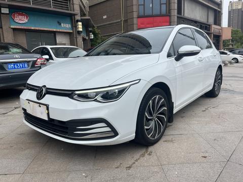 Volkswagen Golf 2021