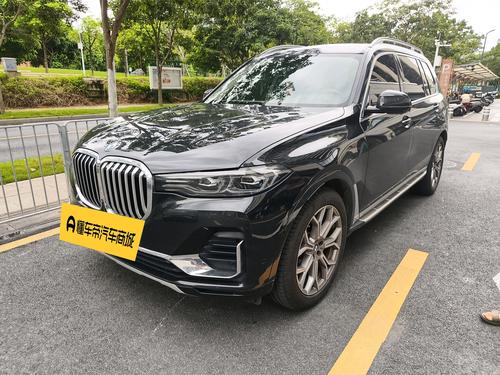 BMW X7 2022