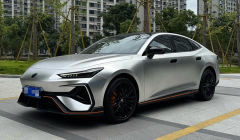Changan UNI-V 2025