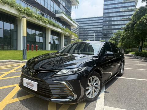 Toyota Camry 2021
