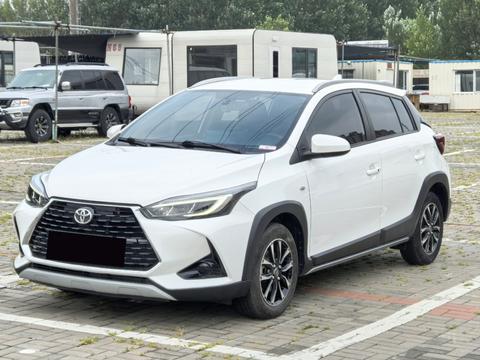 Toyota Yaris L 2022