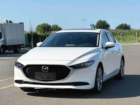 Mazda 3 Axela 2022