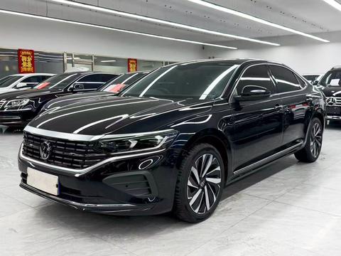 Volkswagen Passat 2024