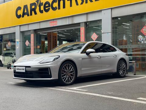 Porsche Panamera 2024