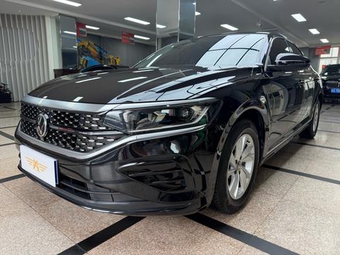 Volkswagen Passat 2023