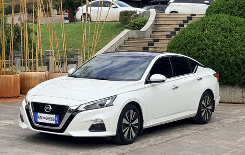 Nissan Teana 2021