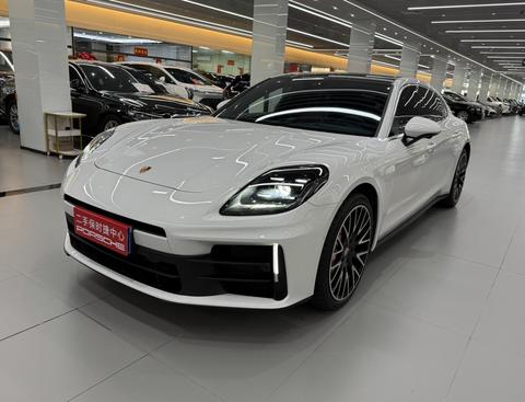 Porsche Panamera 2024