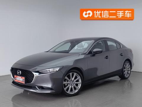 Mazda 3 Axela 2022