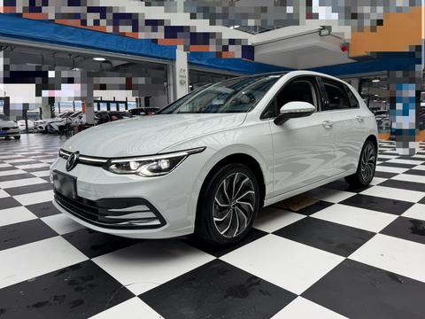 Volkswagen Golf 2023