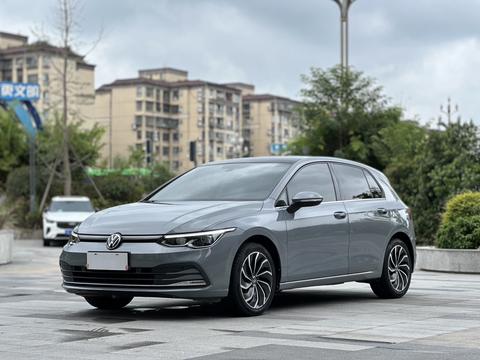 Volkswagen Golf 2021